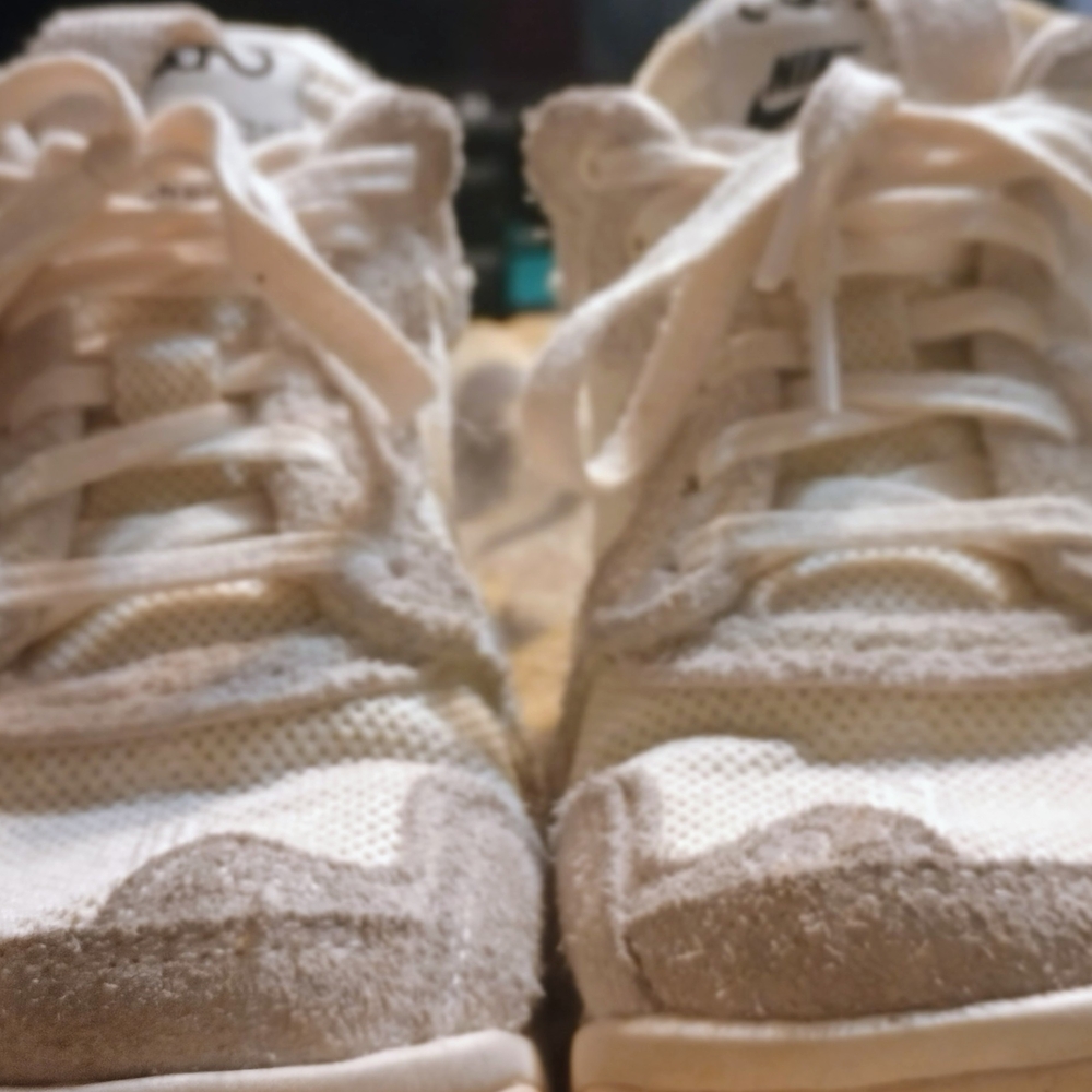 Nike MA2 Volts - Picture 4 of 13